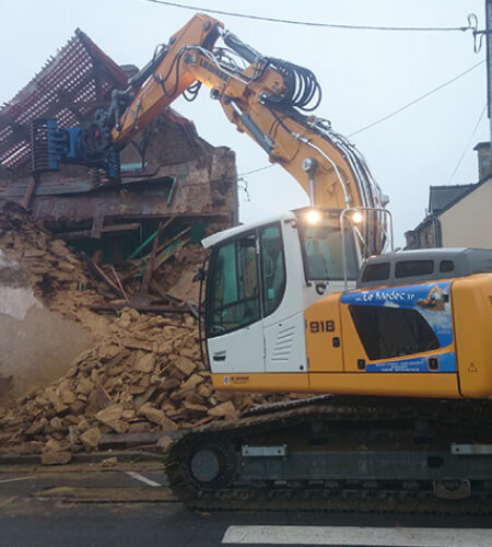 Le Medec Tp Entreprise De Travaux Publics A Vannes Demolition 1